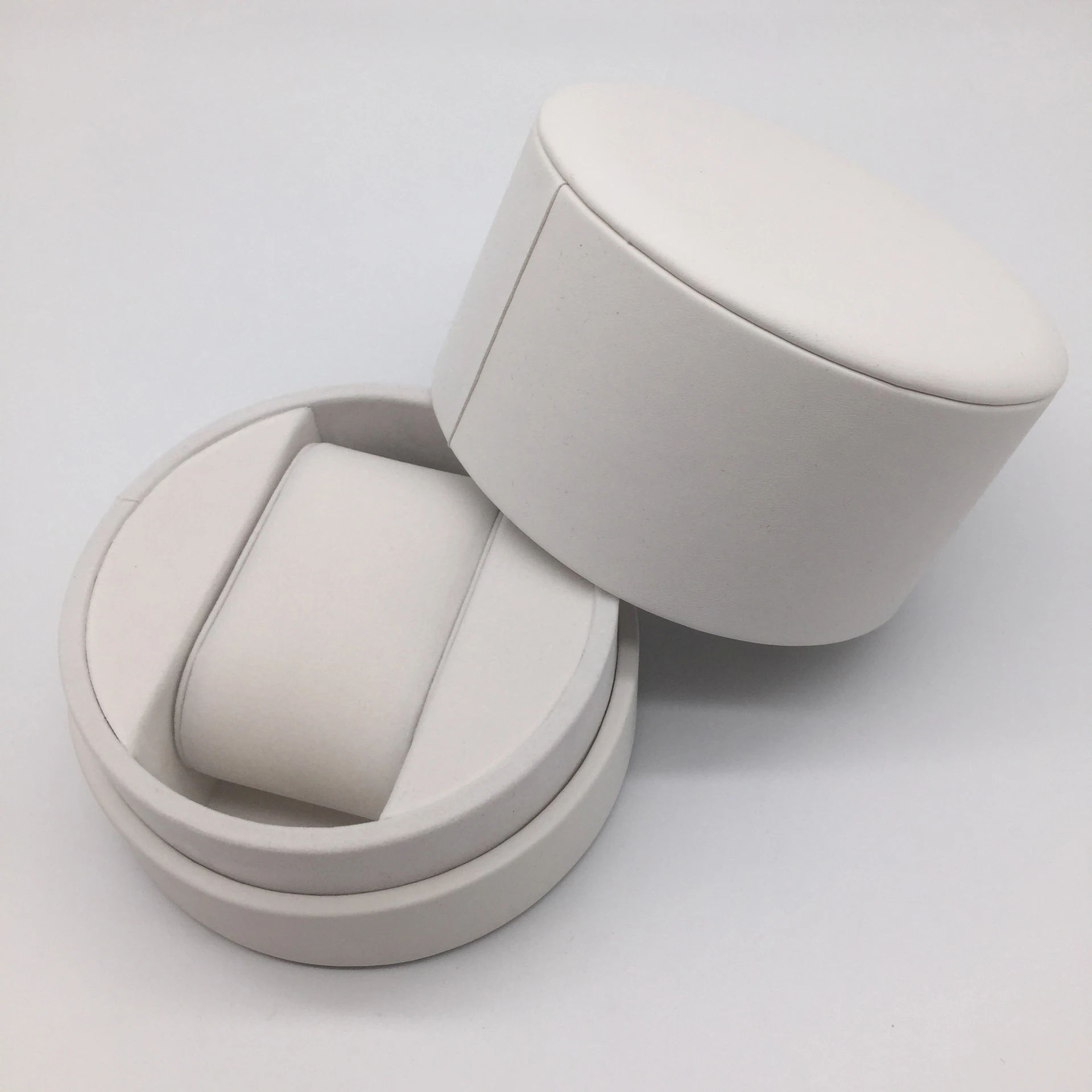 Factory Wholesale Fashion Cylindrical Watch Customized Gift Box