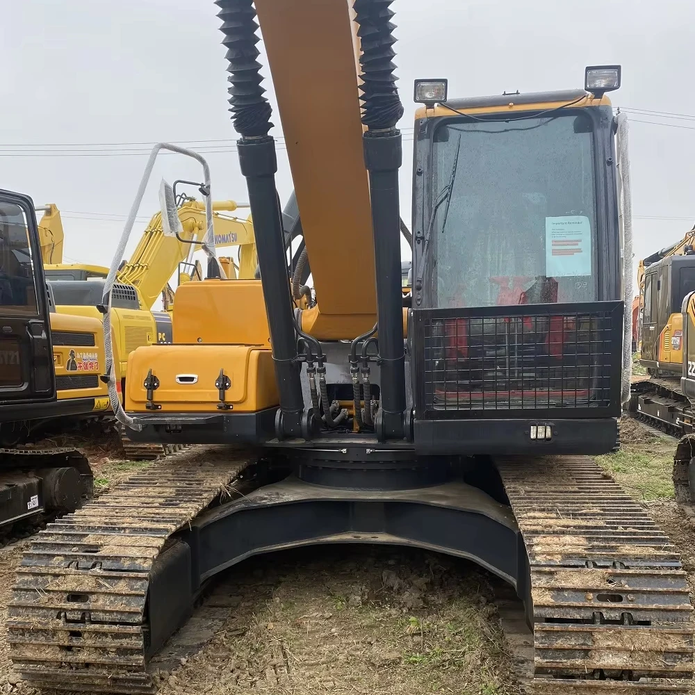 Made in Korea Hyundai220 22tons used excavator  big heavy machine with low price for sale fast shipping construction equipment