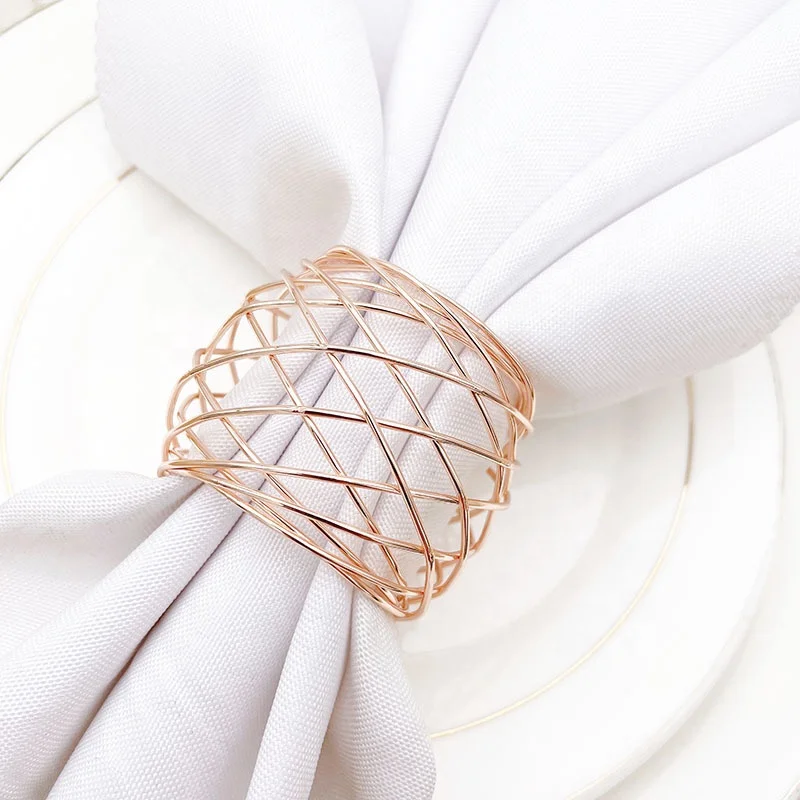 Cheap Round Napkin Rings Rose Gold Hollow Metal Stocked Napkin Holder for Restaurant Table Decoration HWM10