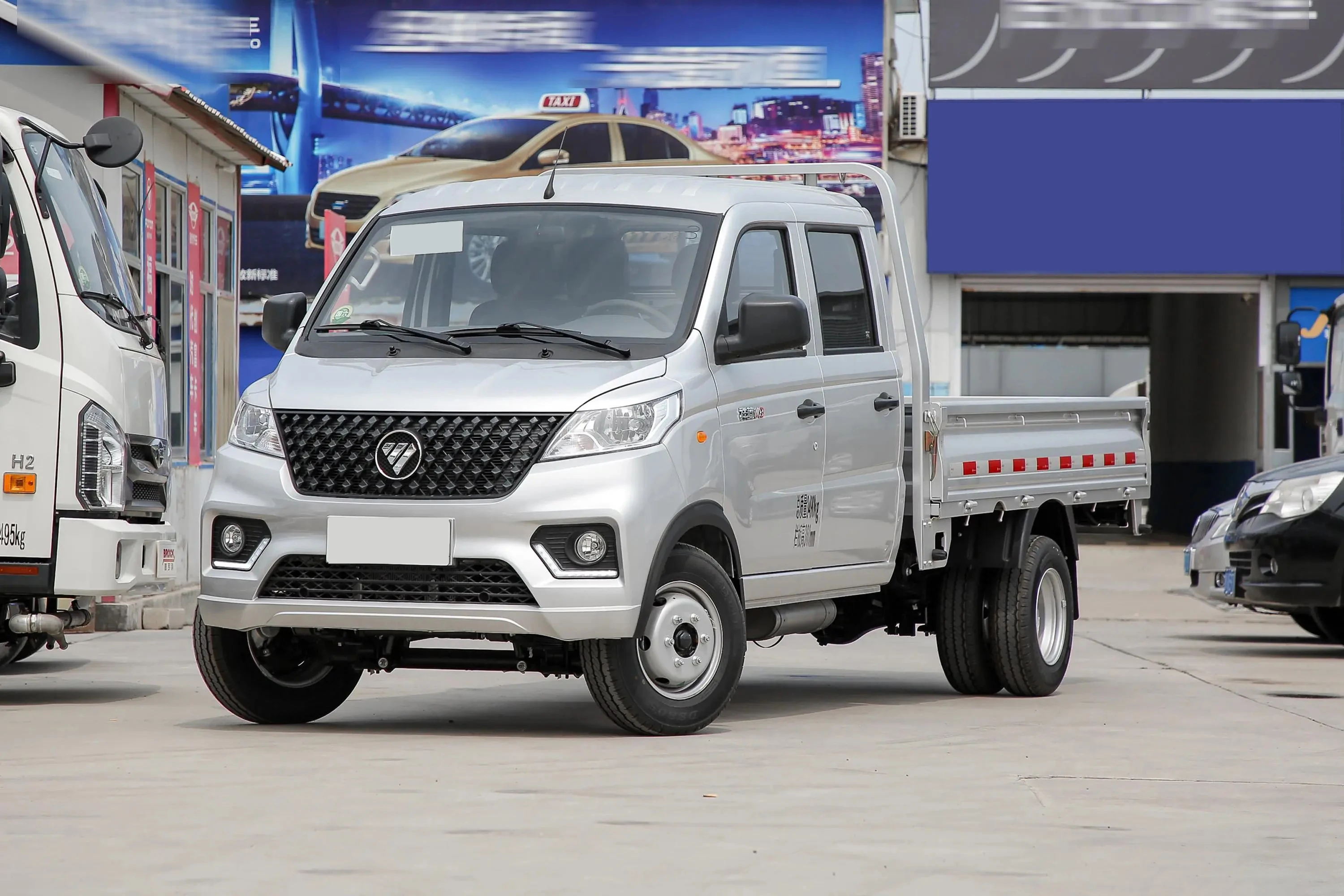 Factory Price Double Cab 4x2 1.725 Tonnes 2+3 Seats Double Row Cabin 5MT Manual Gasoline 6 Wheels 185r14lt Tire Mini Cargo Truck