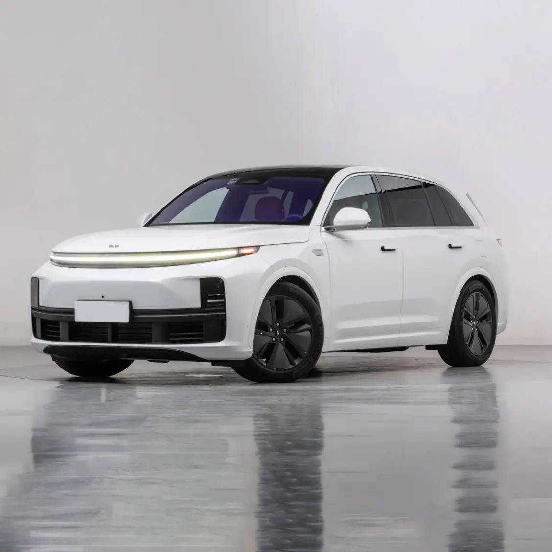 RU Hot Sale Chinese Vehicles 4x4 Used Car SUV Endurance 240km Li Auto L7 Ultra 2024 Lixiang L7