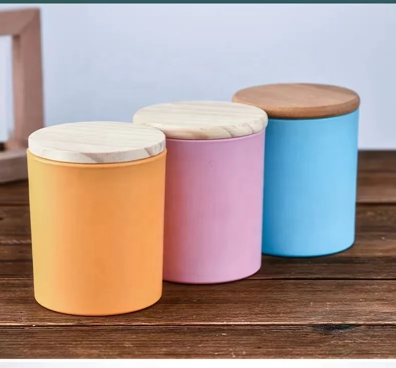 Wholesale Free Samples Custom Logo Cheap Black White Frosted Pink Blue Yellow Resistant Glass Jars with Lids for Candles