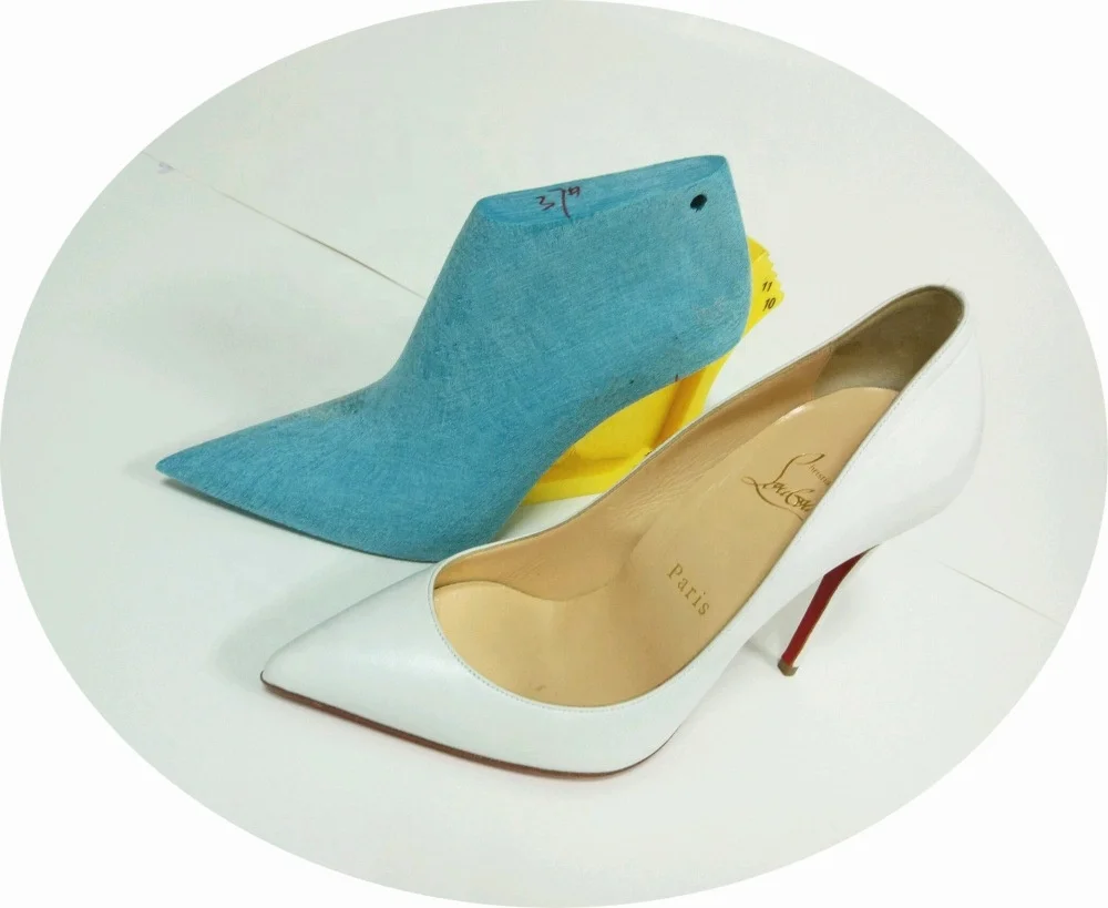 Туфли-лодочки на высоком каблуке 10 см с острым носком