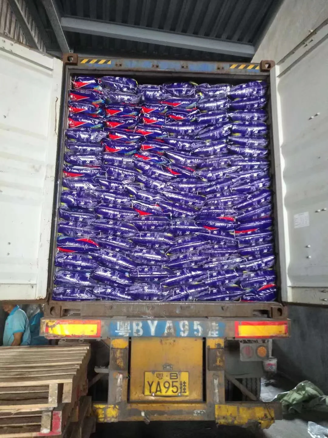 Good Quality Washing Detergent 15% Active Matter Washing Powder Oem 1kg Antibacterial and Mite Removal Washing Powder
