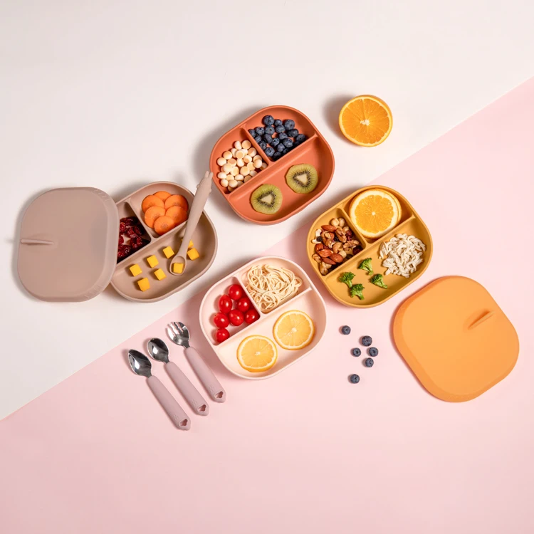 
BPA Free Toddler Kids Children Divided Toddler Dinner Feeding Plate Silicone Baby Suction Plate with Lid 