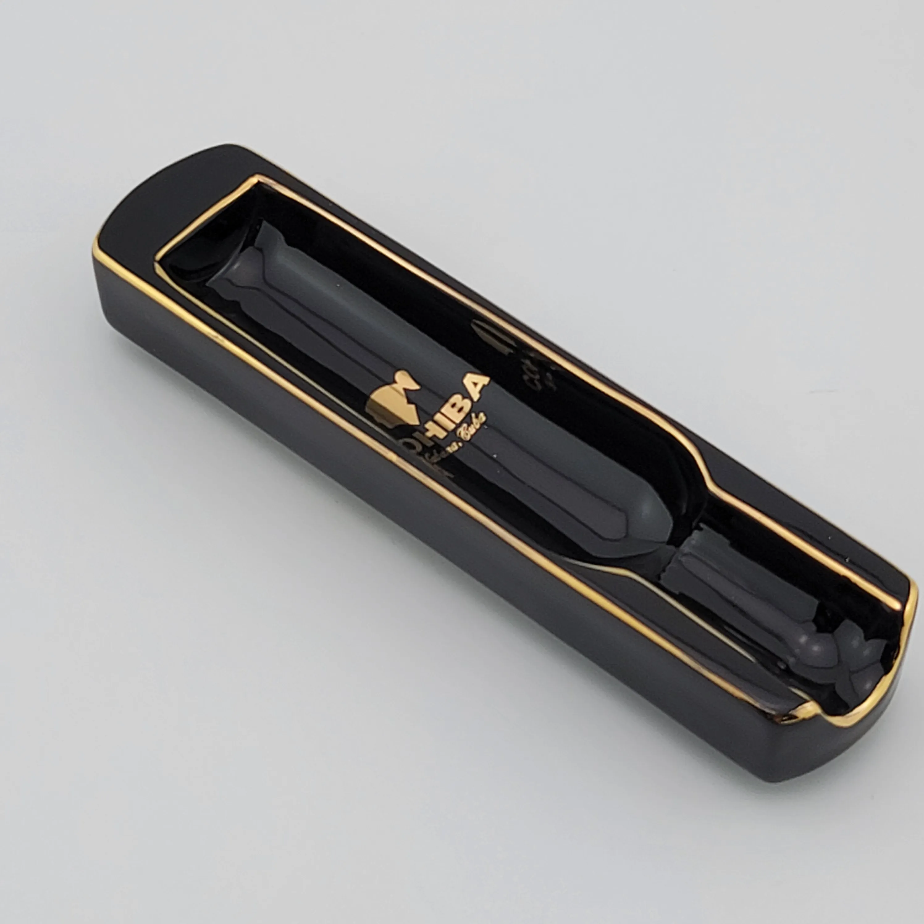 Handmade Patio Ceramic Cigar Ashtrays Custom Logo Portable Ashtray