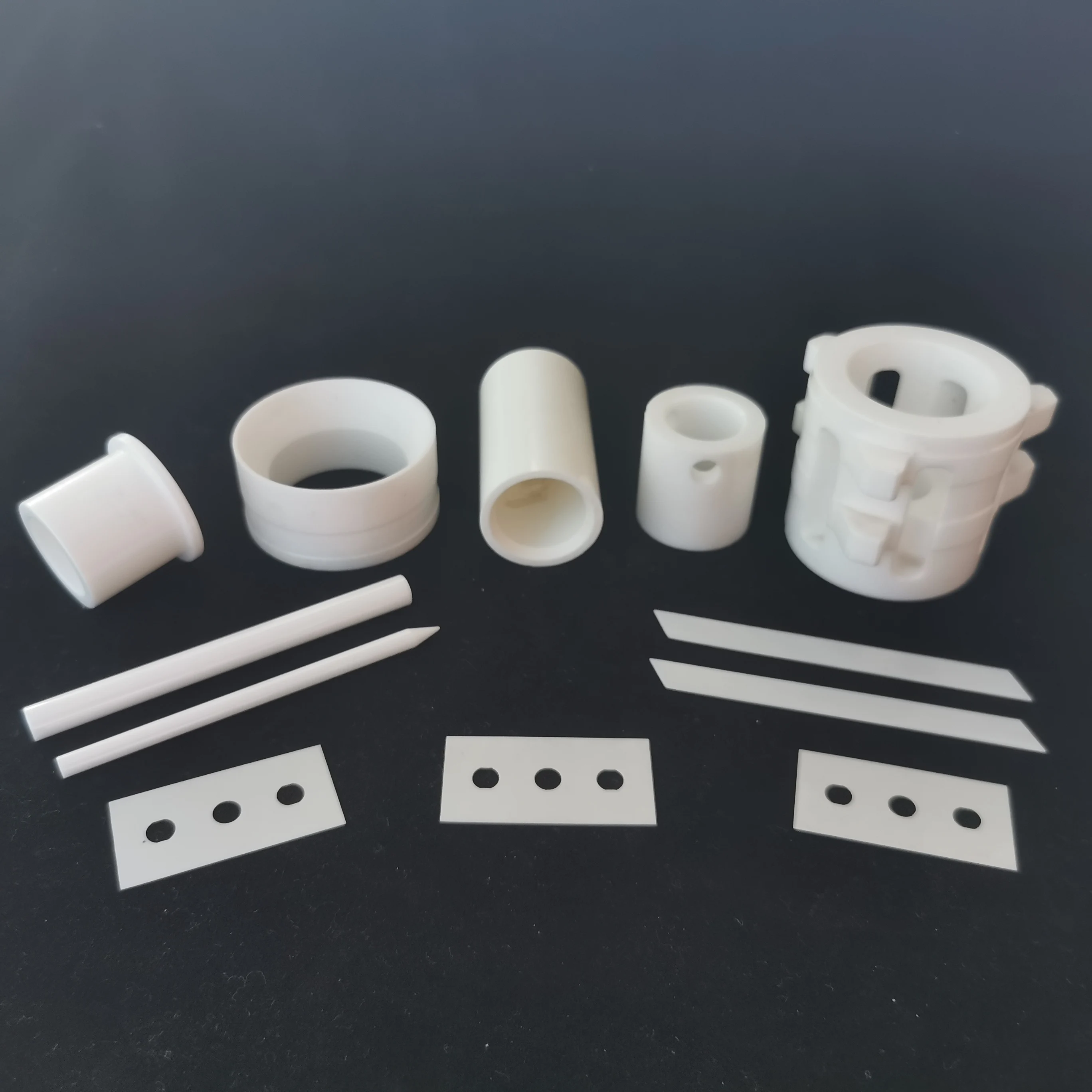  Керамические детали из циркония CNC точная обработка ZrO2 керамический