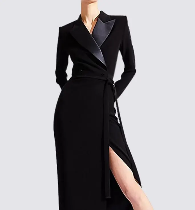 Wholesale price 2022 hot selling korean style new fashion turn back collar long sleeve winter black women long coat with belt