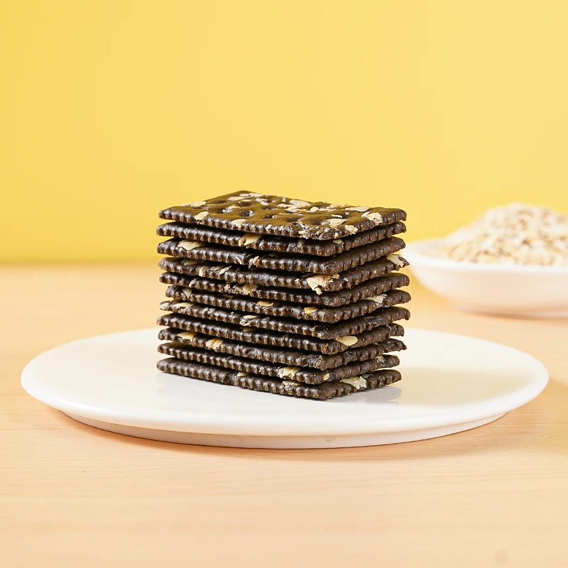 Salty Leisure  Milk Soda Healthy Snacks Desserts  Chinese Food Biscuits  Black Rice Oatmeal Soda Crackers  Cookies