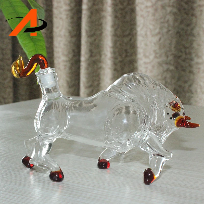 High Borosilicate Animal Shape Glass Wine Bottle Manufacturer