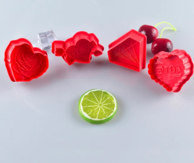 
4pcs Directly Manufacturer plastic valentine Day Heart Diamond Love Rose Wedding cookie cutter Stamp 