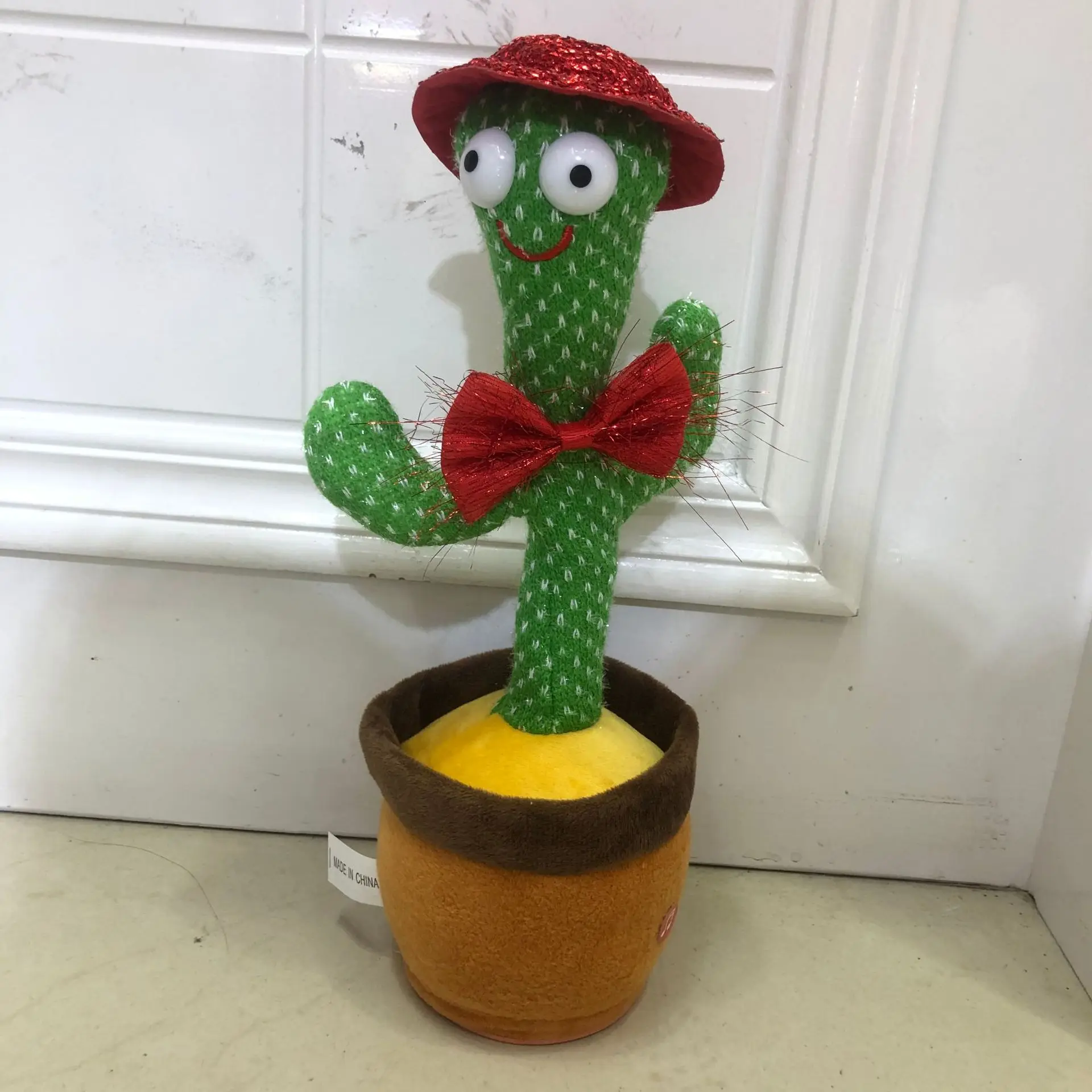 Hot selling singing and dancing learning to speak cactus twisting electric plush toy learning to speak can be recorded toys