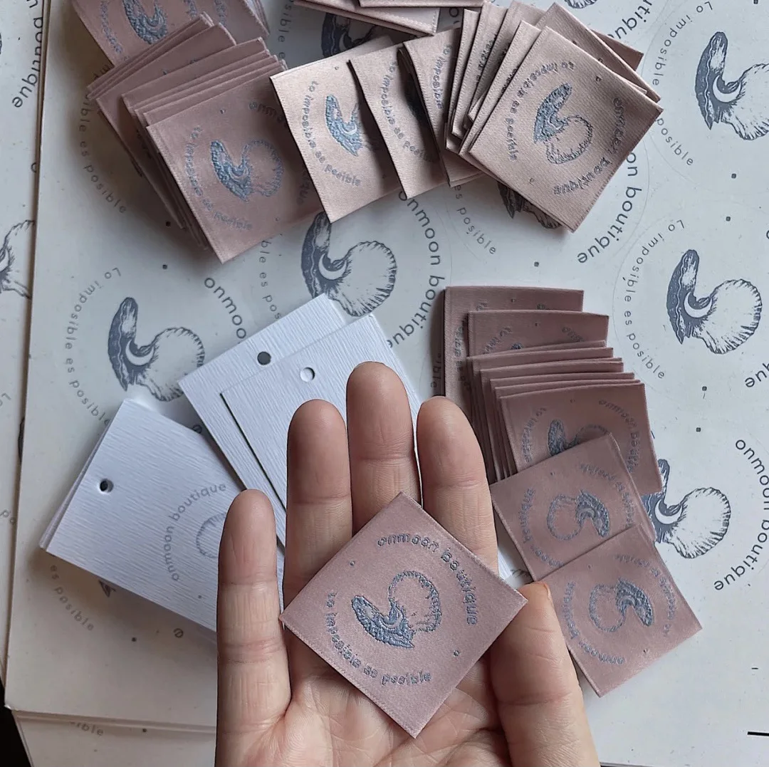 Sew on Clothing Accessories Custom Machine Woven  Name Neck Tags and Labels Sticker