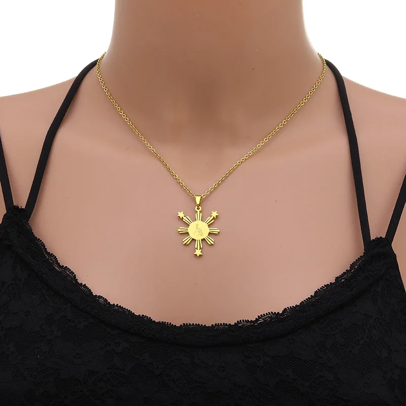 European and American fashion titanium steel smooth gold Philippine map modeling necklace unisex couple necklace