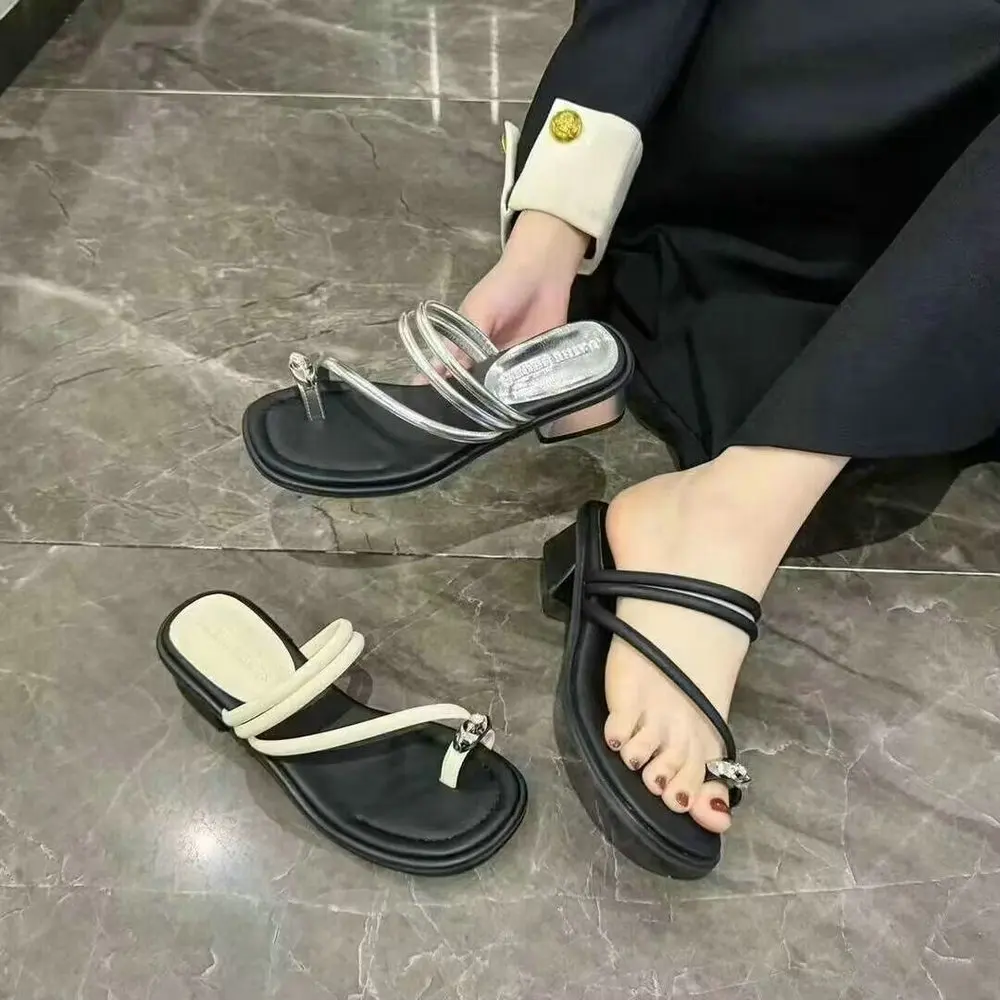 3.95 Dollars Model GW002 Size 35-39 New Design Ready Ship Ladies Fashion Comfortable Cheap Flat Dress Shoes