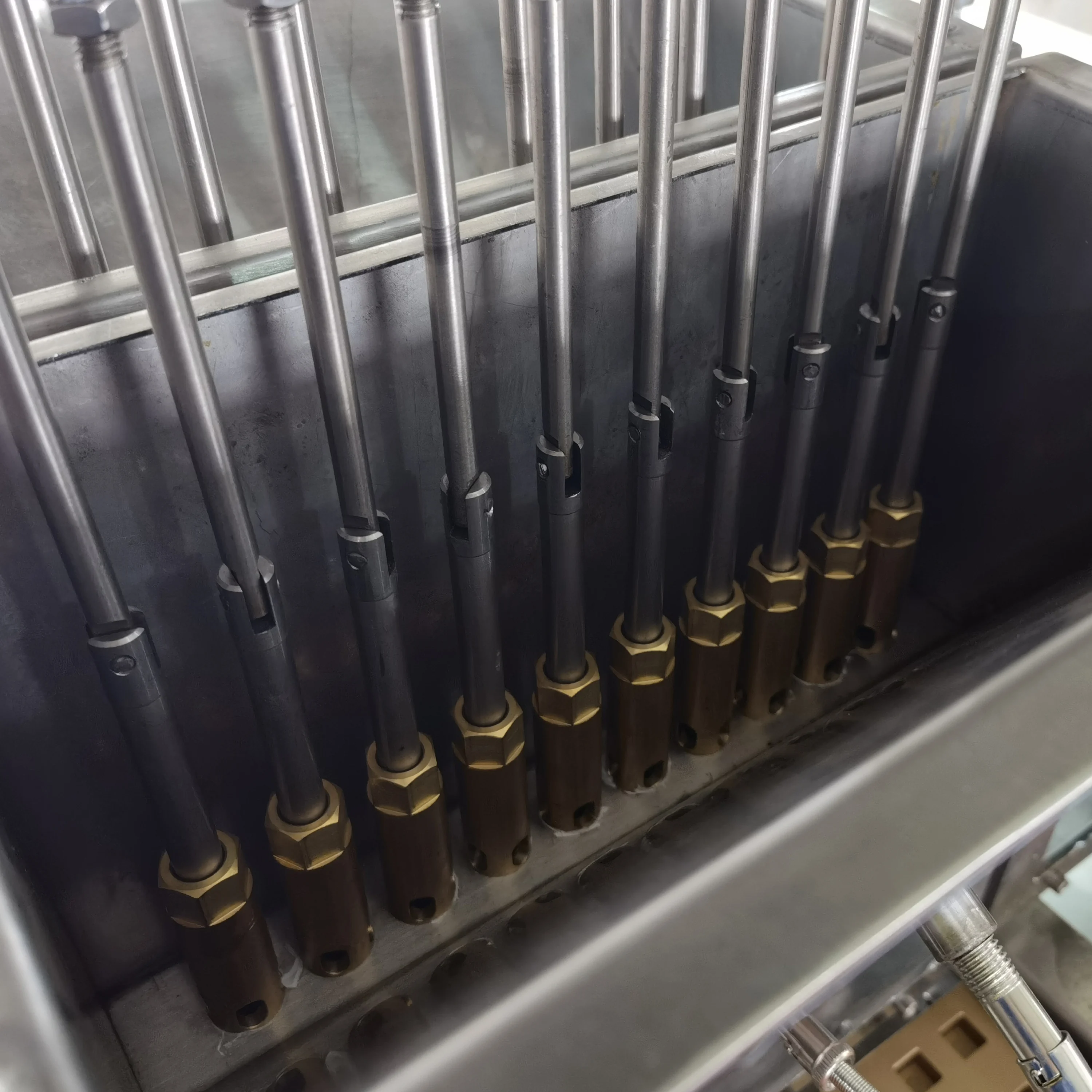 new design soft gummy bear worms candy maker machine depositing pouring cooking dissolving mixing melting moulding manufacturing