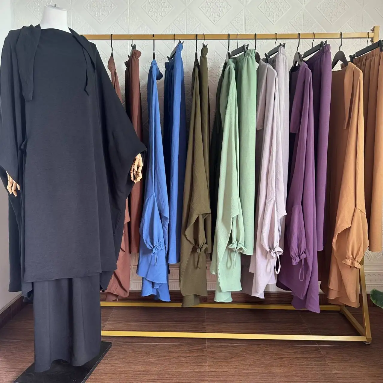 2024 Wholesale femmes EID Ramadan Muslim Kaftan Abaya Set Turkish Saudi Khimar Jilbab 2 Pieces