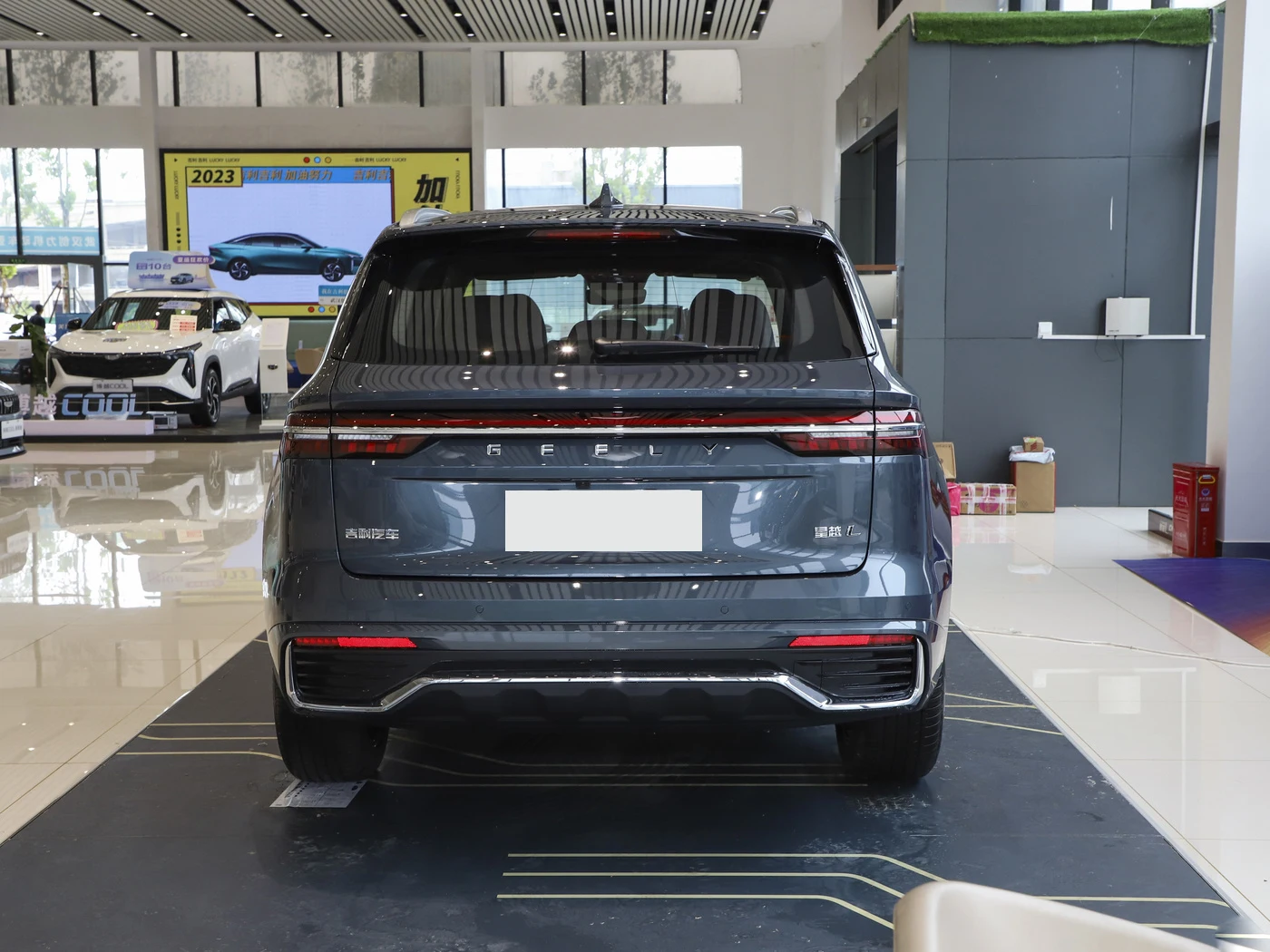 Поставщик автомобилей четырехколесный 4Wd привод флагманская модель 5 дверей мест внедорожник б/у бензиновый автомобиль для Geely Xingyue L