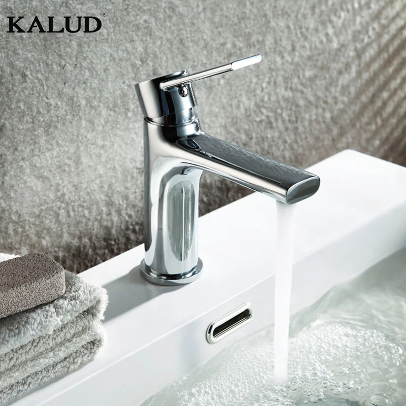 Modern design brass body chrome plating  faucets Single hole Single Handle Brass Faucet Water basin faucets
