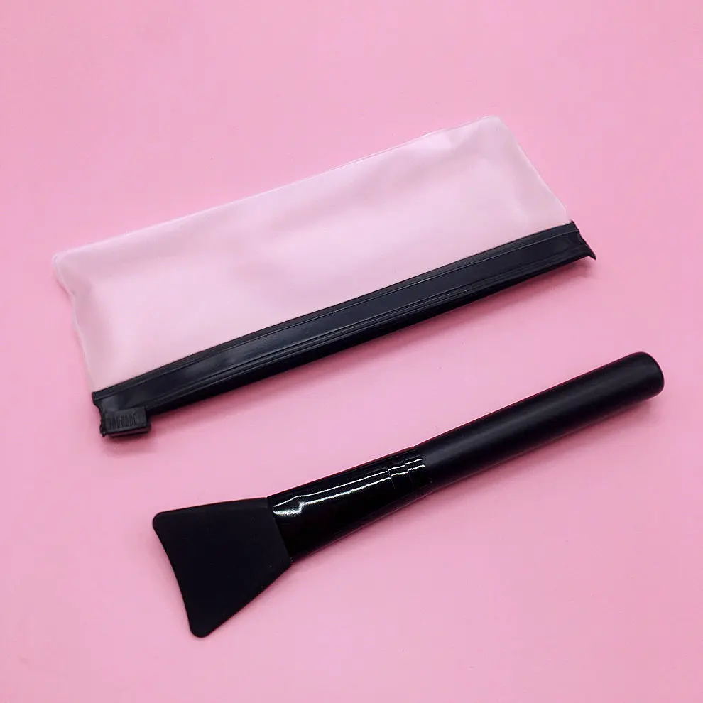 Black Single Silicone Facial Mask Brush Skincare Beauty Tool Mask Spatula with Portable EVA Bag