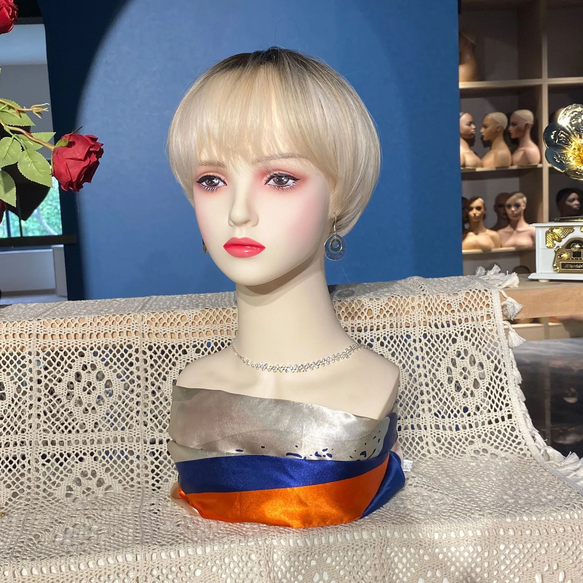 Peicable Mannequin For For Wigs