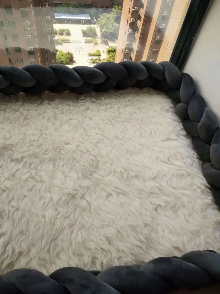 2021 DIY Handmade soft plush newborn cot braided baby crib bumper knotted bed bumper nursey