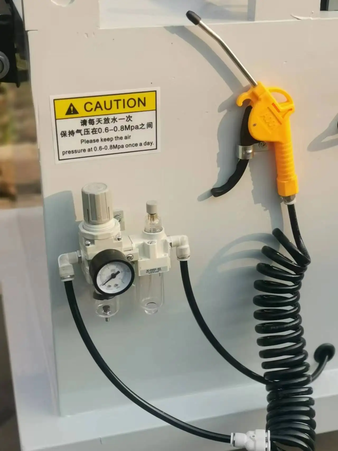 Jinan City Factory Supplier Small Semi Automatic End Milling Machine For Aluminum Profile