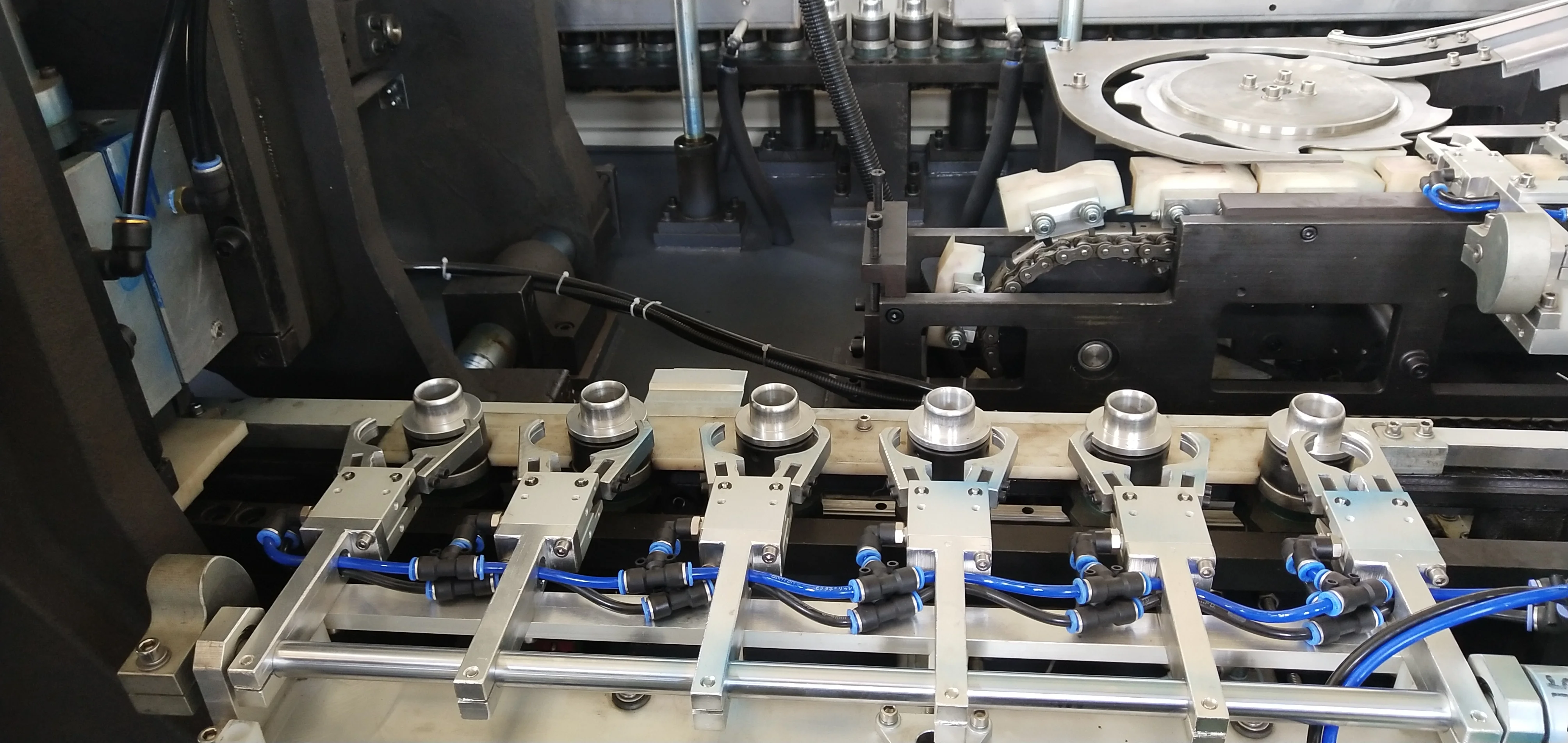 
5600-6000pcs/h 6 cavities water bottle high speed automatic pet plastic bottle making blowing machine 