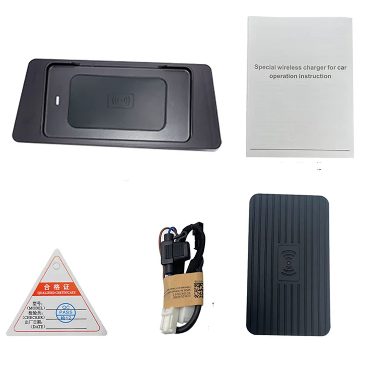 Auto Electronics Car Accessories Fast Wireless Charger Wireless Mobile Car Charger For Toyota Hilux Revo 2016 - 2020