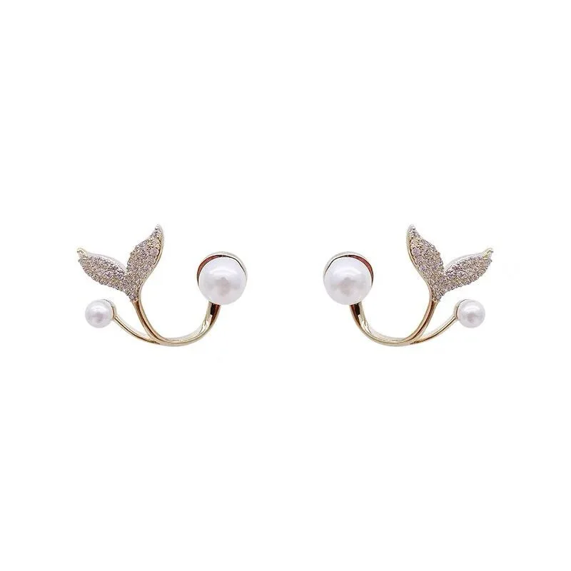 New trendy 925 sterling silver needle Amazon hot fish tail pearl earring graceful earrings stud women jewelry