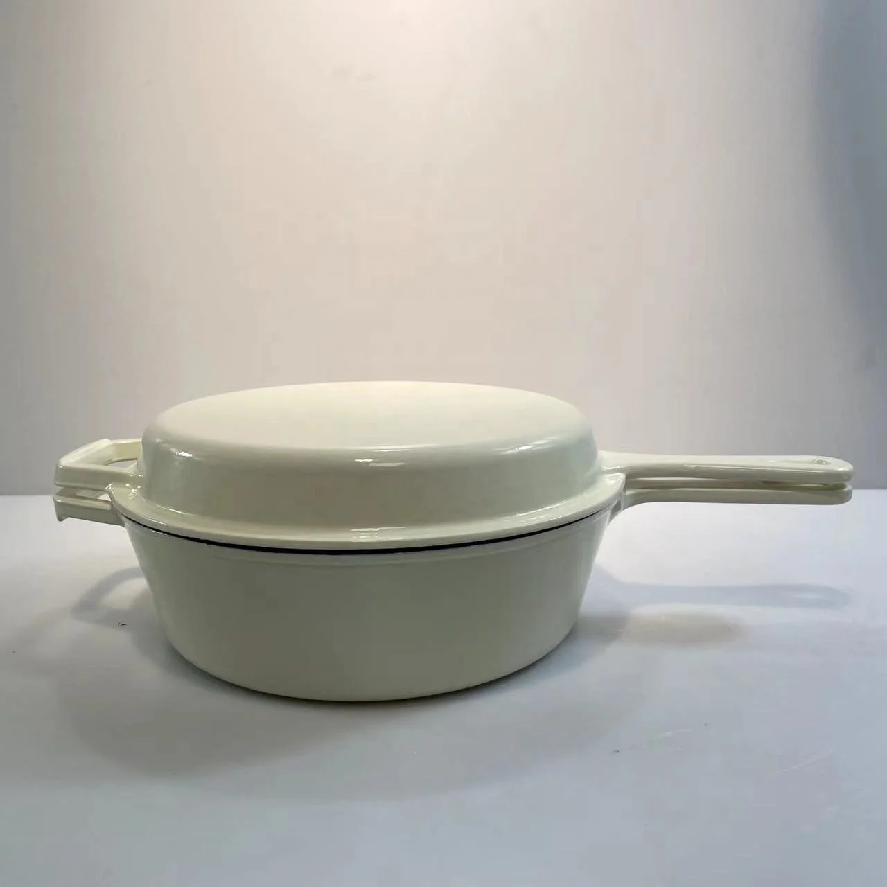 cast iron double use dutch oven