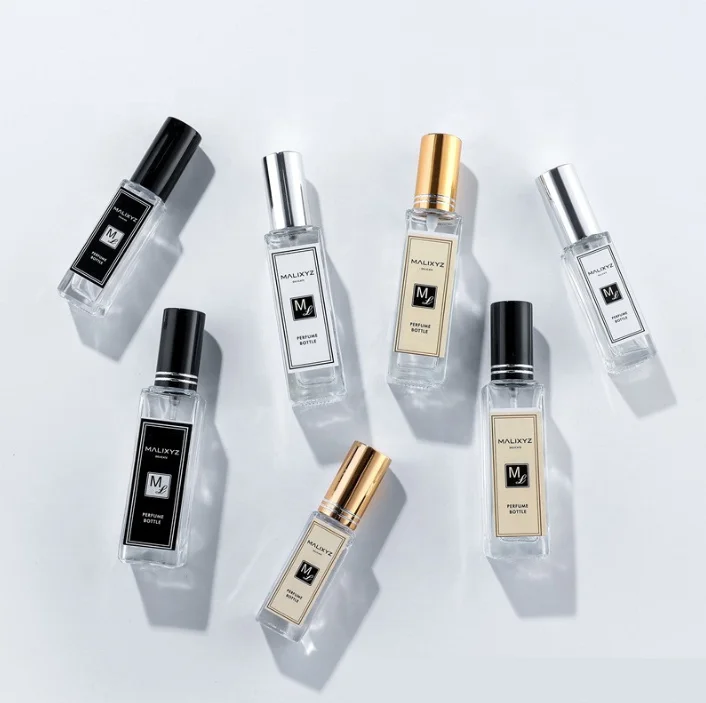 Wholesale 5ml 10ml 20ml 30ml Small Travel Pocket Square Label Custom Classic Clear Luxury Mist Spray Empty Glass Perfume Bottle