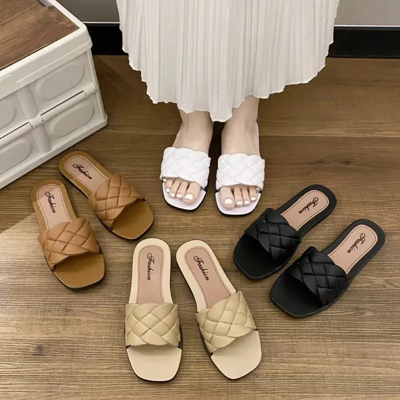 Summer new slipper female home anti-slip flip-flops wear net red soft bottom anti-slip lightweight silent manufacturer wholesale