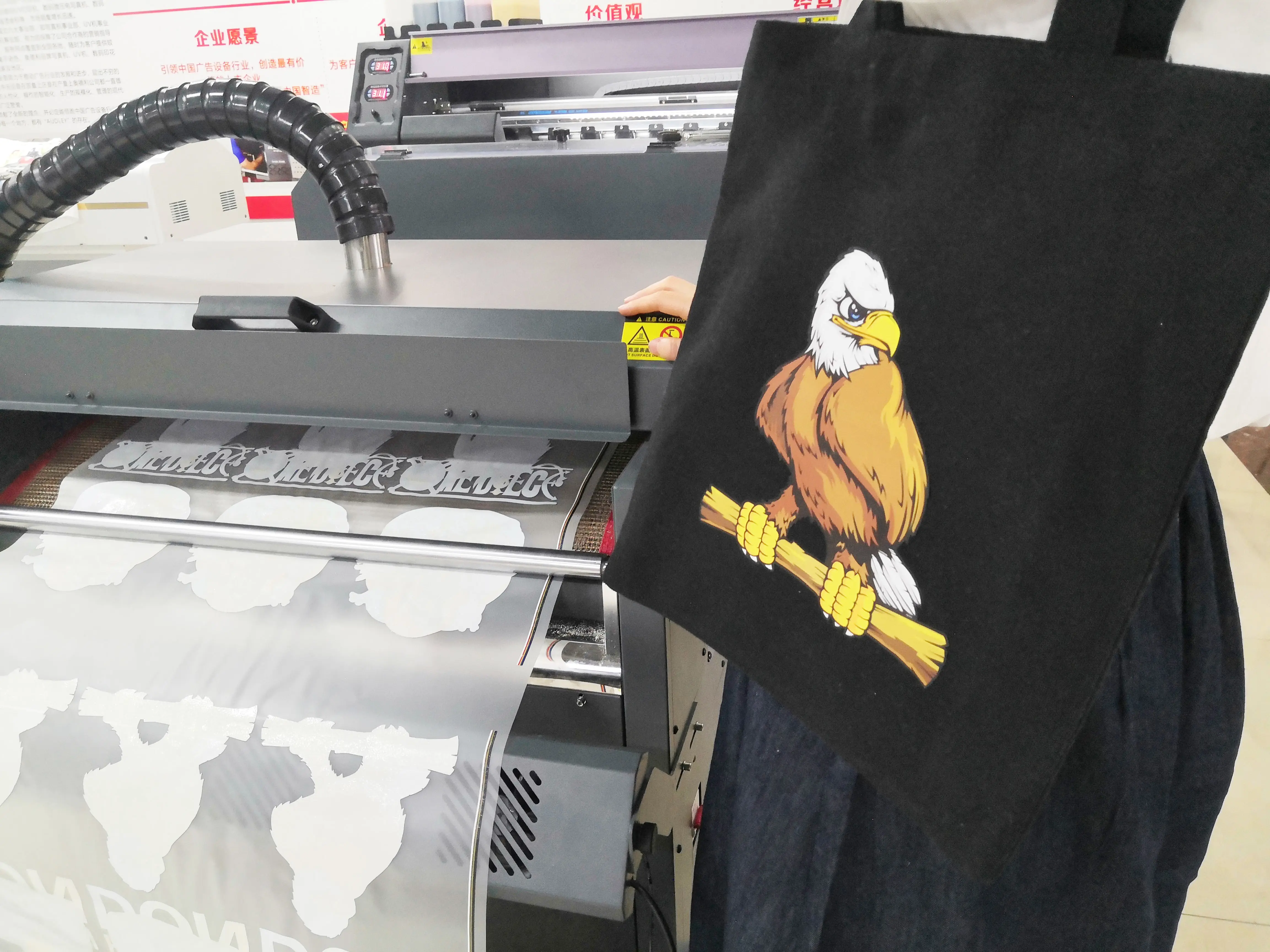 Silk Screen Fabric Printing Machine Custom Hoodies Puff Print 24' Digital Textile Printing Machine