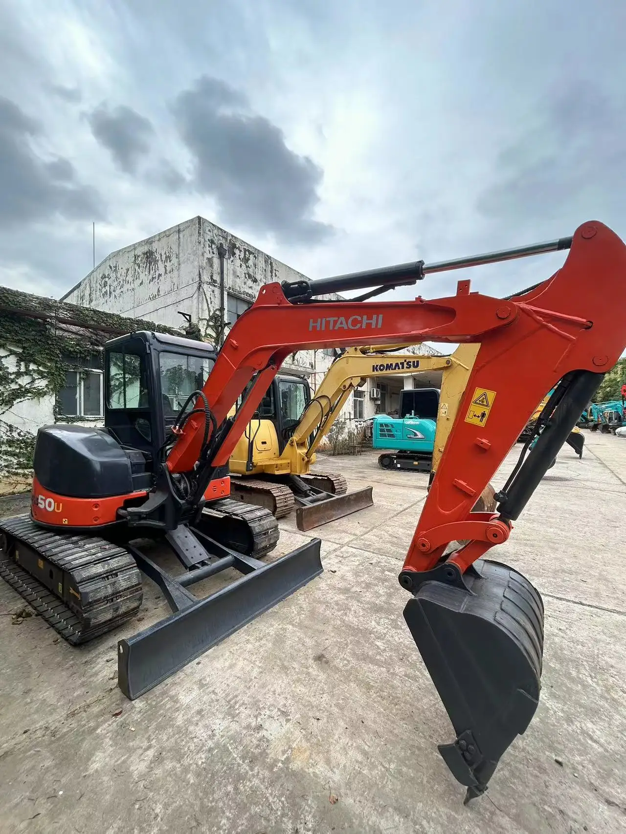 Original Used Hitachi Zx50u 5 Ton Crawler Digger Excavator/mini Zx50 Hydraulic Used Hitachi Zx50u Excavator Zx 50u