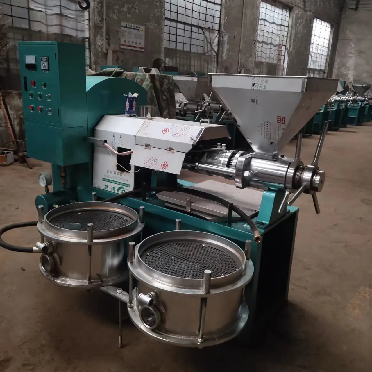 150-300kg/hour vacuum oil Press (With two vacuum oil filter barrels) HJ-PR100