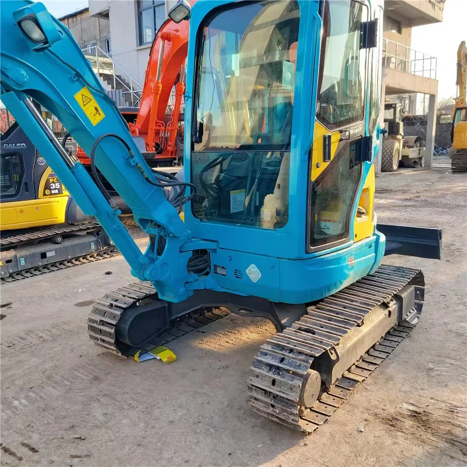 used kubota excavators 3.5ton mini excavator kubota kx135 low working hours high quality small digger on sale