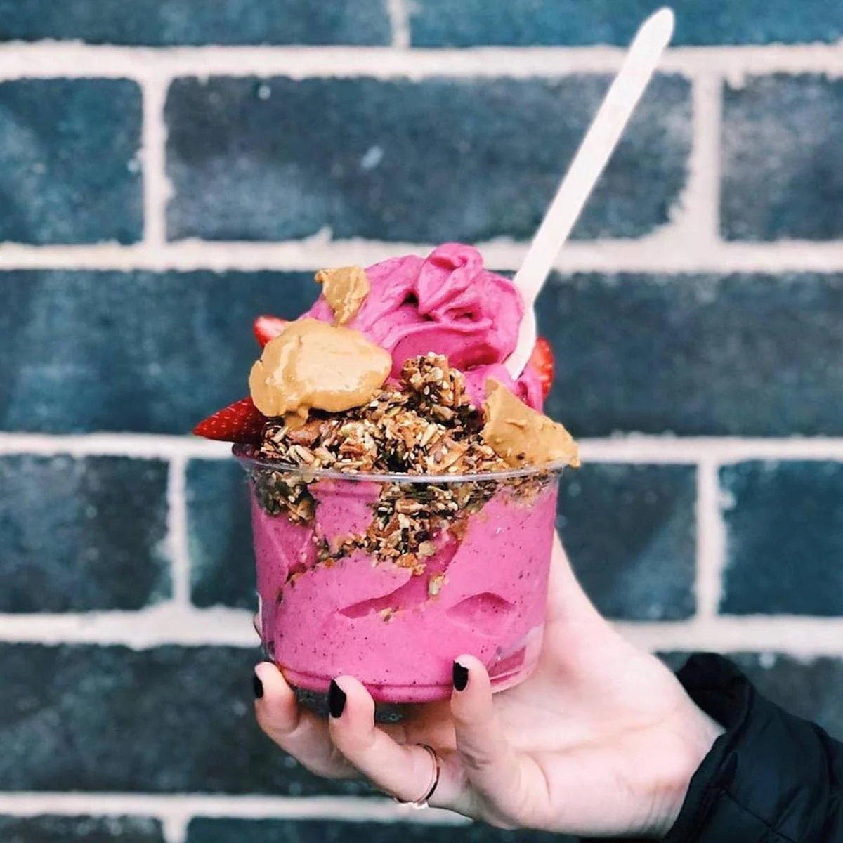 High Quality Custom Printing Plastic Jelly Desserts Cup Round Ice Cream Dessert Takeaway Bio Disposable Plastic Cup Bowl