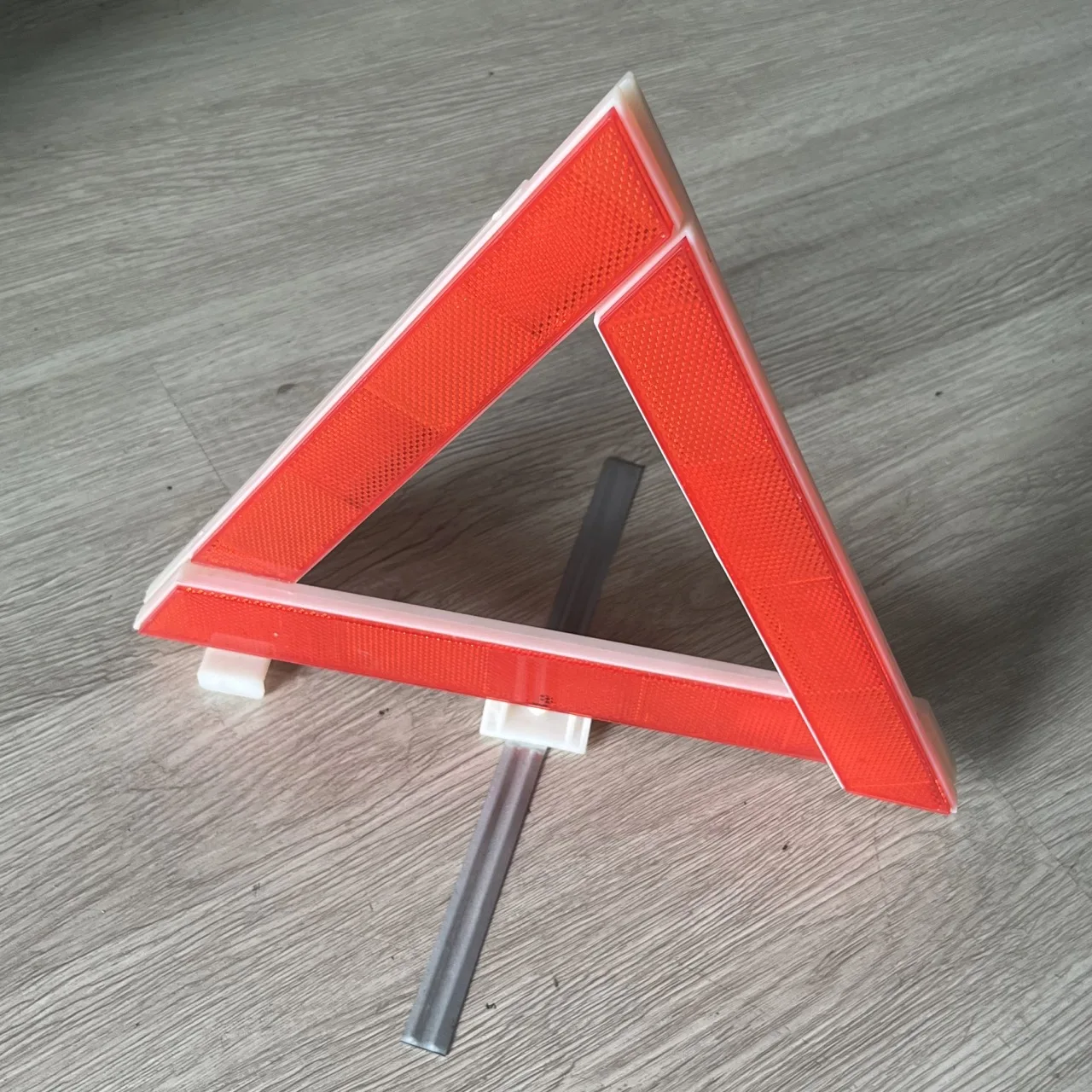 Alisa Car Traffic Safety Emergency Tripod Warning Sign Road Safety Traffic Warning Sign