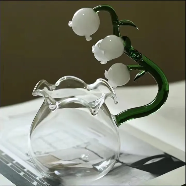 Цветочная ручка стеклянный чайник