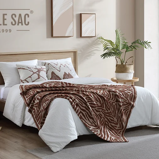 
Double Side Knitted Blanket Fluffy Blanket Snuggle Sac Air Feel Fashion 50 Shanghai Super Soft Blanket 1pc/poly Bag Red Beaver 