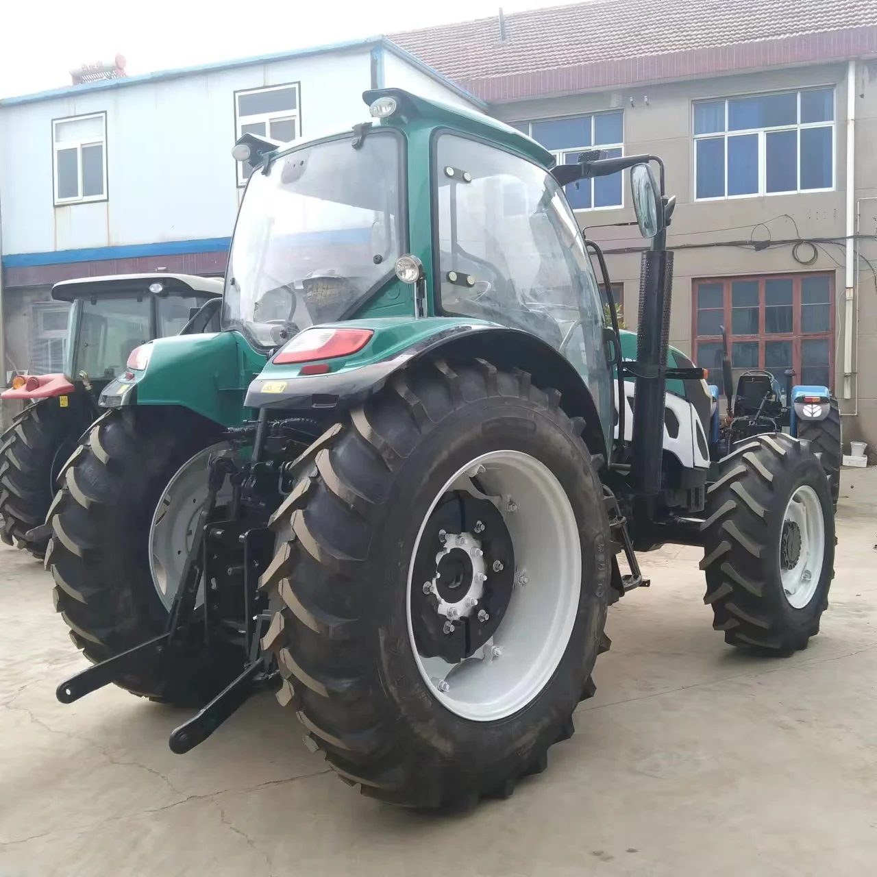 Fast Delivery Arbos 1304 130 hp Agricultural Machinery / Used Farm Tractor Available For Sale