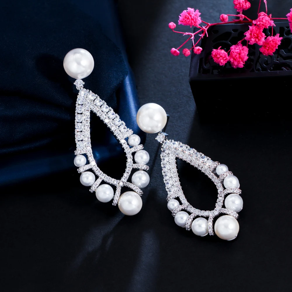 Elegant Top Quality Bright Silver Plated Cubic Zirconia Big Long Bead Pearl Wedding Drop Earrings for Brides Banquet Party