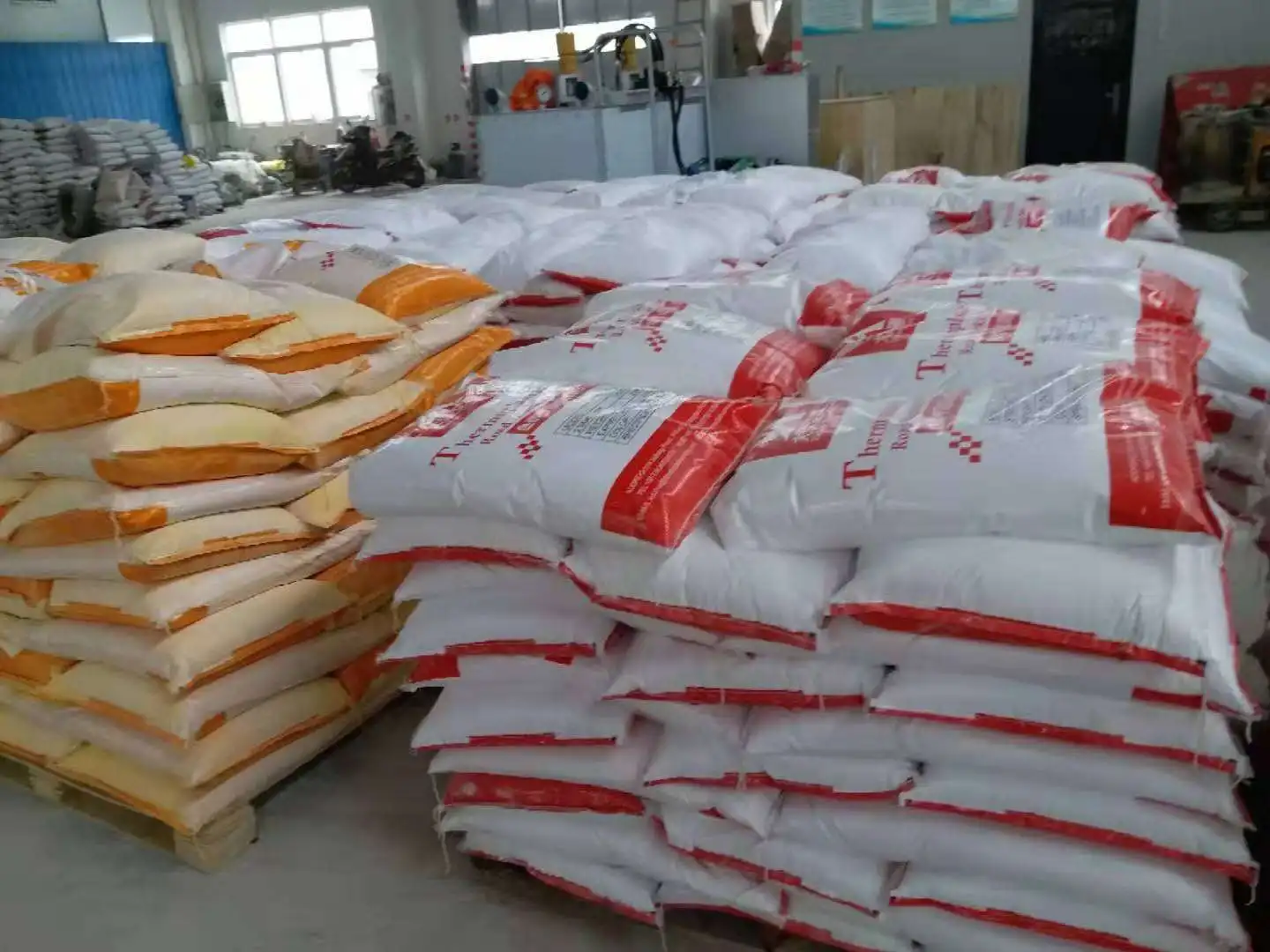 Thermoplastic road marking paint for traffic lines hot melt powder paint for cement concrete asphalt