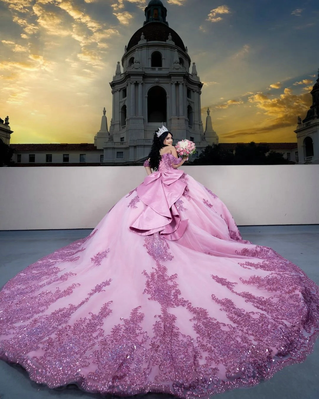 Mumuleo Metallic Sequin Off Shoulder Ball Gown Sweetheart Neckline Lilac Quinceanera Dresses