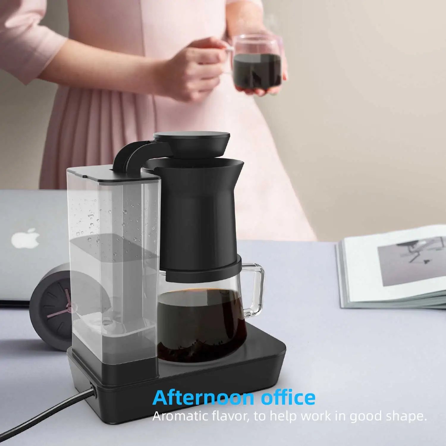Shut off hand drip coffee maker 4 Cup Carafe automatic coffee maker coffee machine 560ml water tank