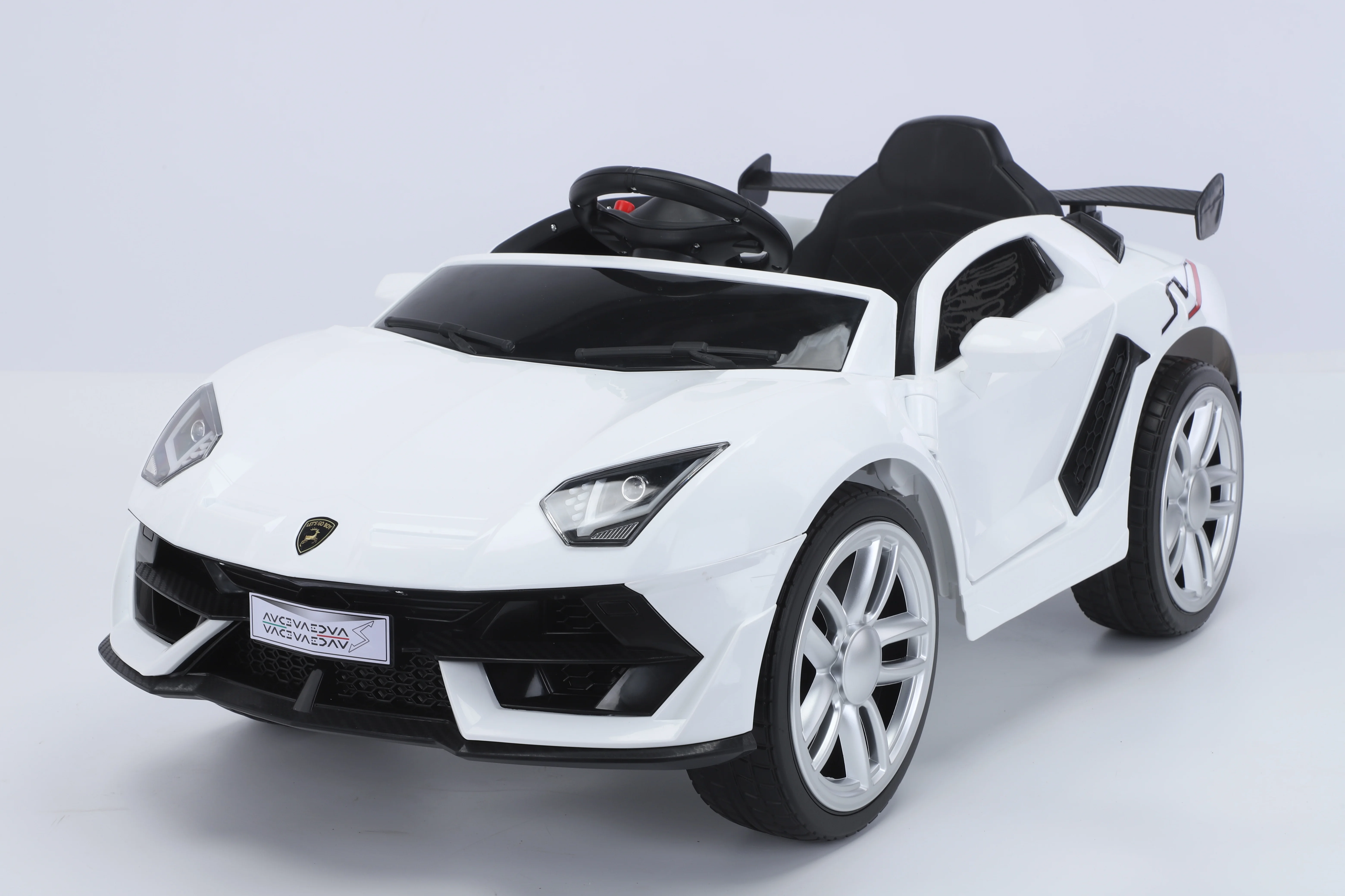 Kids Remote Controlled Car Toy Electric 12V Battery Operated Outdoor MP3 Music Player for Wholesale