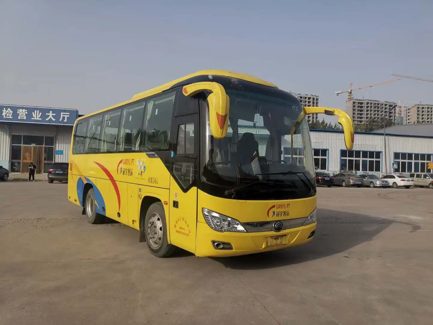  Подержанные автобусы Hiace запчасти для городской школы японское видео мини электрические сиденья аксессуары роскошный новый автобус Yutong