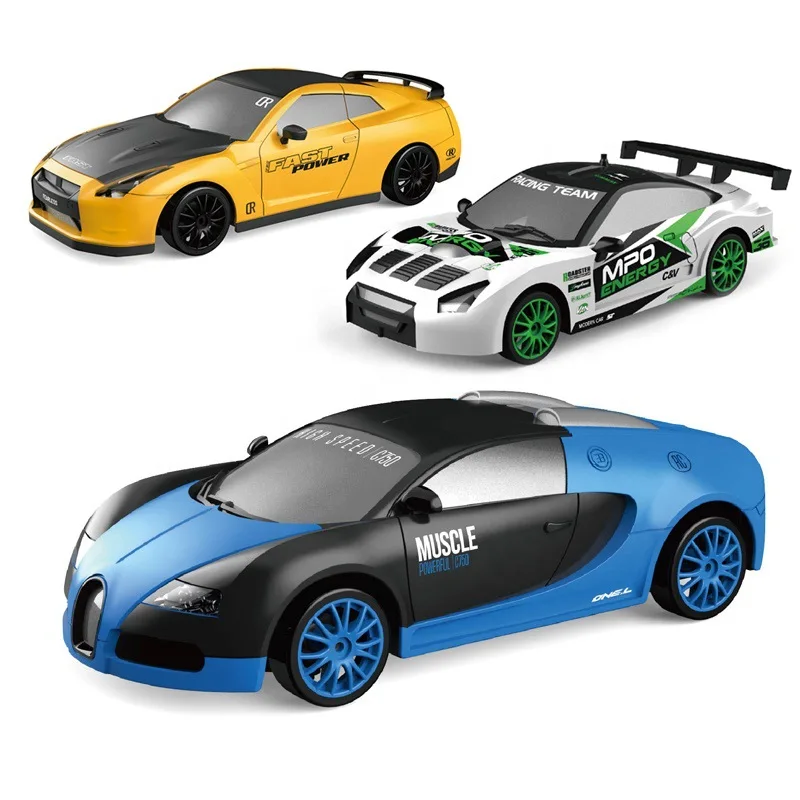 1:24 2.4G RC Drift Racing Car with Light 15km/h 4WD Remote Control Electric Power Source Replaceable Tires for Obstacles