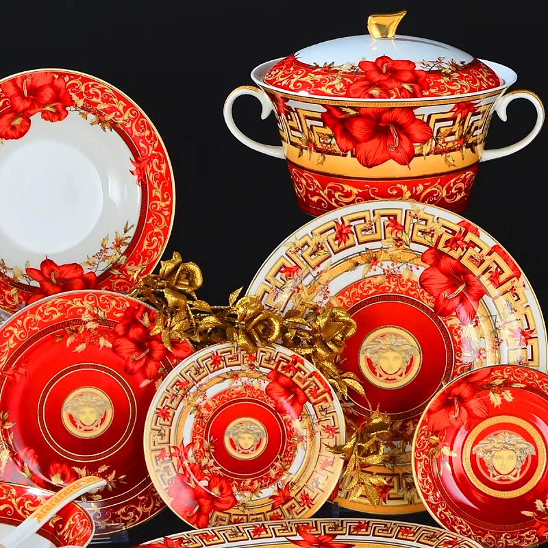 Rose Design Porcelain Dinnerware Sets Hand Painting Fine Bone China Dinner Sets